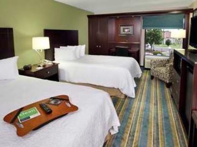 Hotel Hampton
